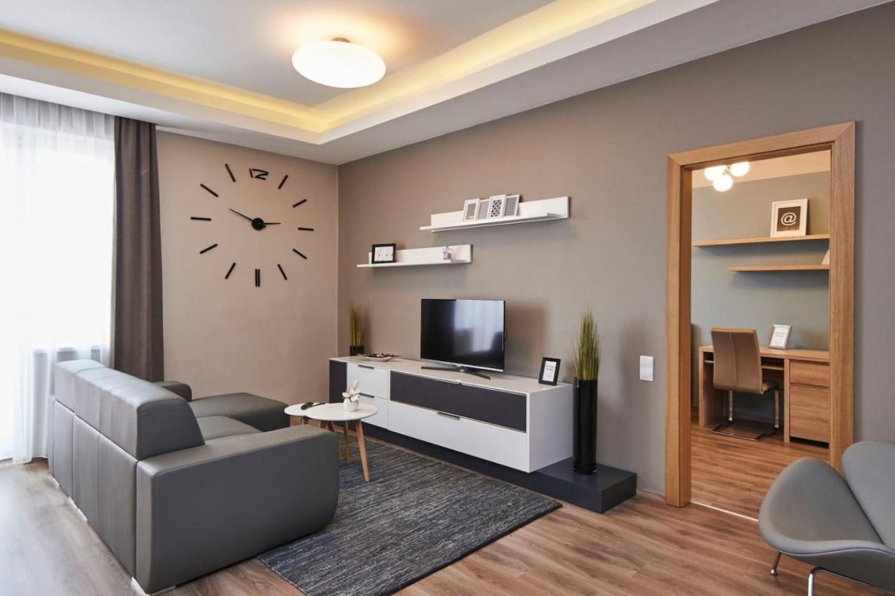 ORANGEHOMES Fantastic 3 bedrooms apartment Dohány street Budapest Esterno foto